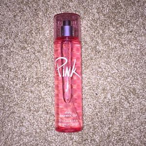 Victoria's Secret Pink body mist spray